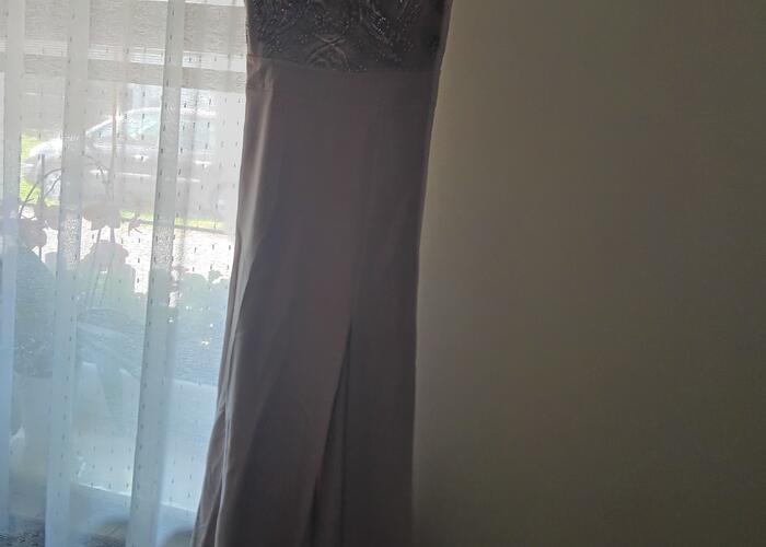 Grajewo ogłoszenia: Sprzedam sukienkę raz założoną.Góra pięknie zdobiona dół...